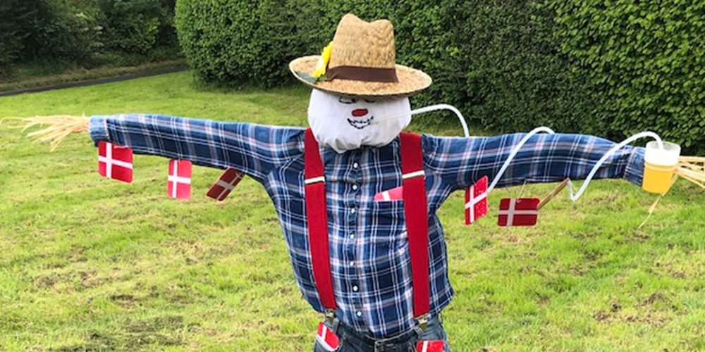Beaminster_scarecrow